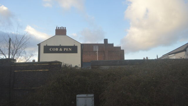 Cob and Pen pub