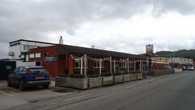 Beachcomber Inn
