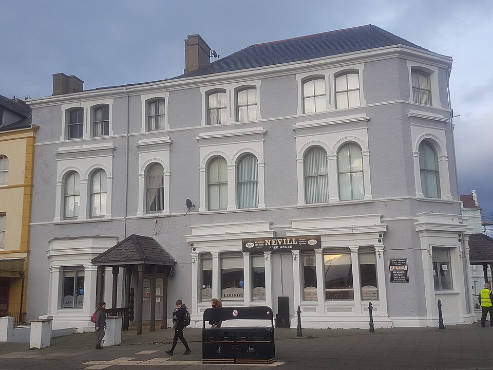 Nevill, Llandudno