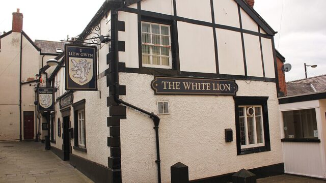 White Lion, Denbigh