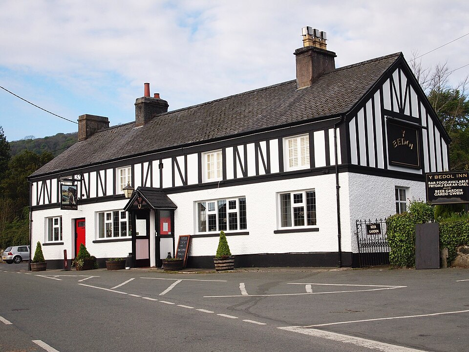 Y Bedol, Conwy